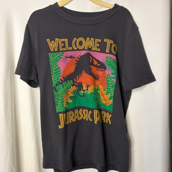 abercrombie kids Other - Abercrombie Jurassic Park Kids T-Shirt - Black size 5/6